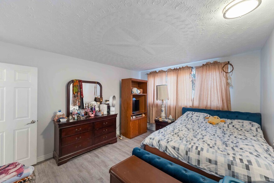 More Photos Of 732 Morin St, Ottawa Apartments For Sale