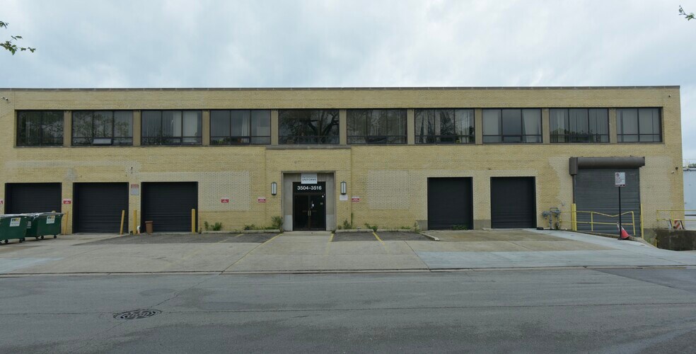 More Photos Of 3512 N Kostner Ave, Chicago Manufacturing For Lease