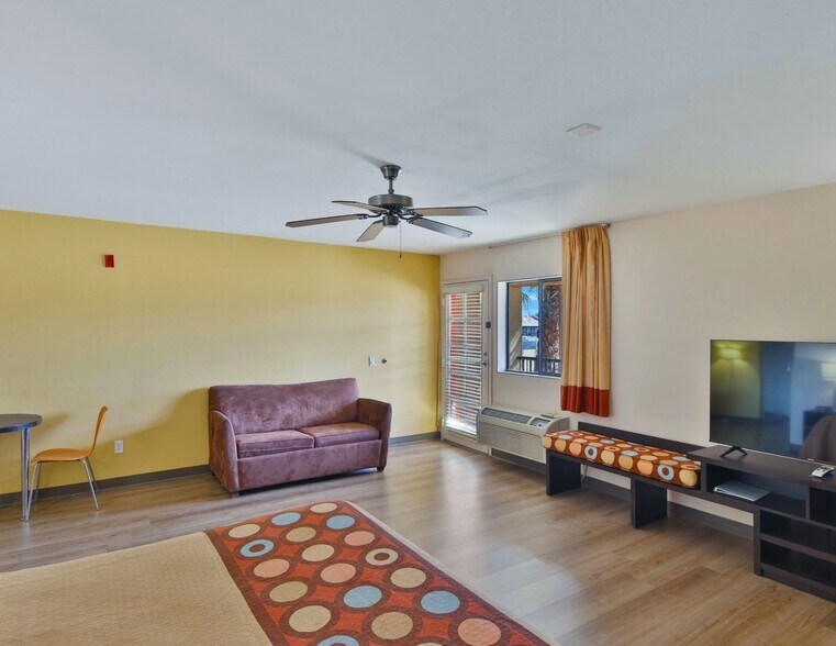 More Photos Of 81753 111 Hwy, Indio Hotel For Sale