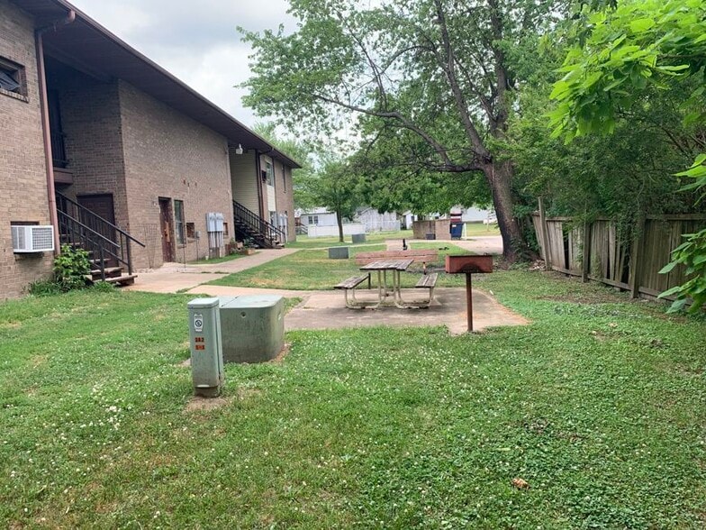 More Photos Of 212 W Ruby St, Conway Apartments For Sale