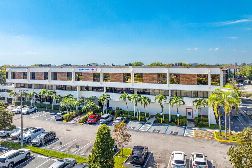 More Photos Of 23123 State Road 7, Boca Raton Office For Lease