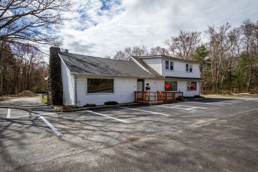 More Photos Of 87 Winthrop St, Rehoboth Storefront Retail Residential For Sale