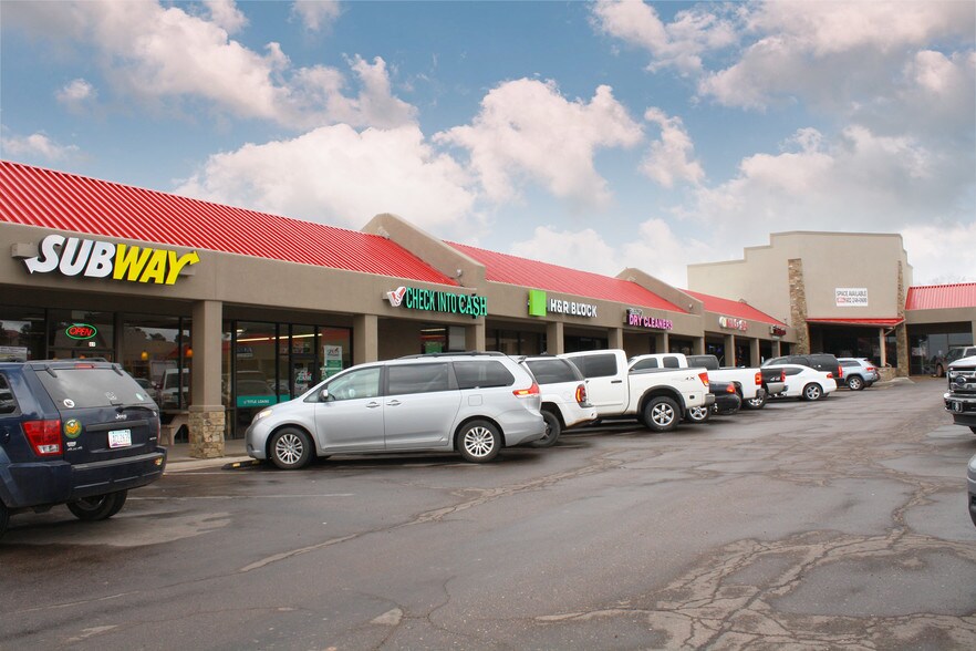 More Photos Of 161 E Deuce of Clubs, Show Low Unknown For Lease