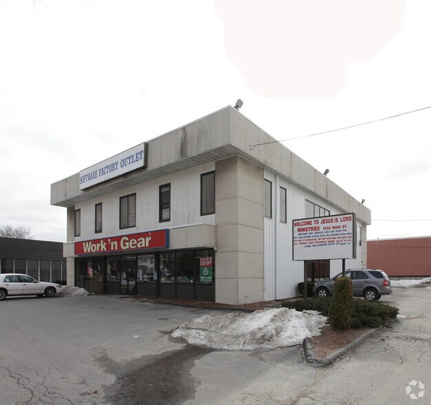 More Photos Of 1233 Main St, Worcester Storefront Retail Office For Lease