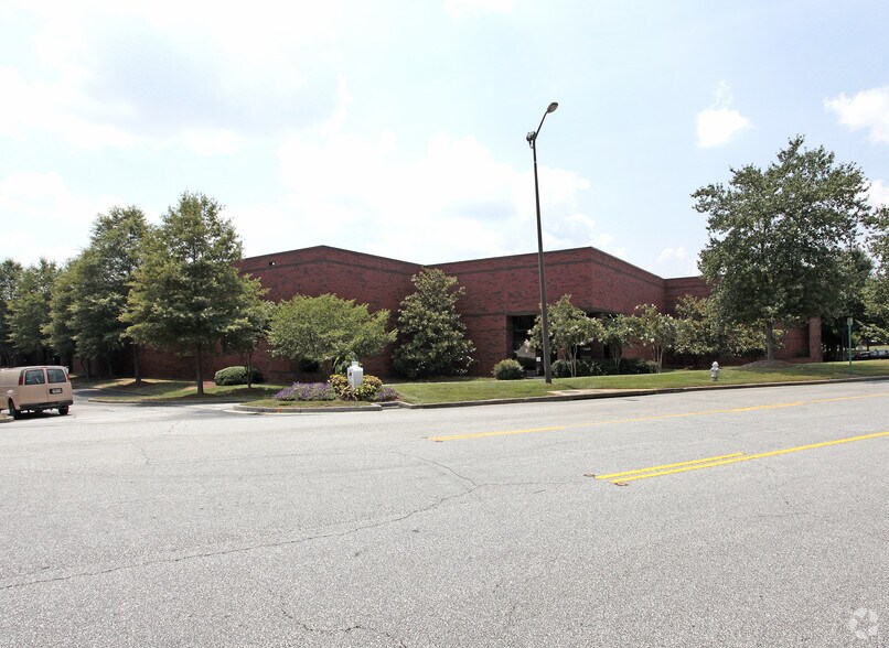 Primary Photo Of 7685 The Bluffs, Austell Warehouse For Lease