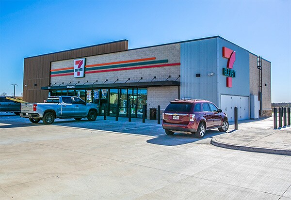 Primary Photo Of 829 White Pond rd, Elgin General Retail For Sale