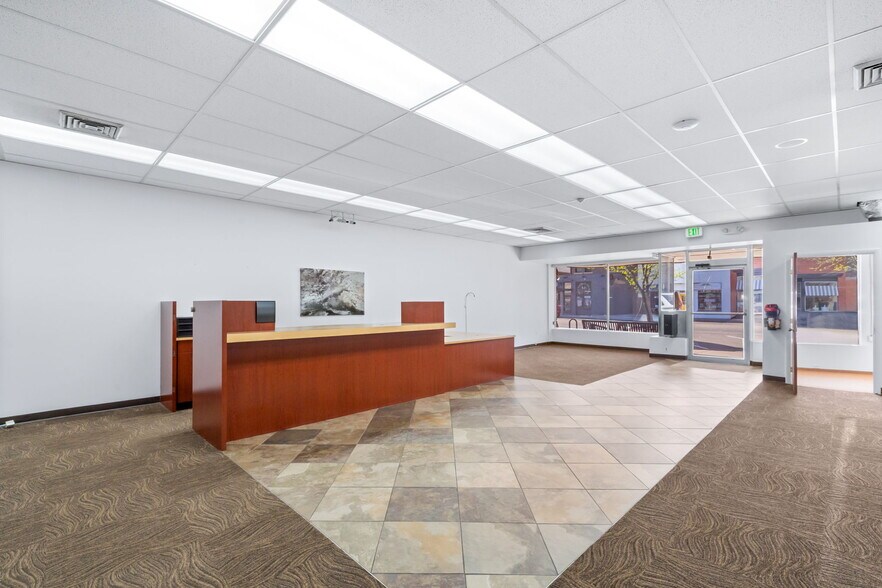 More Photos Of 422 Main St, Windsor Bank For Sale