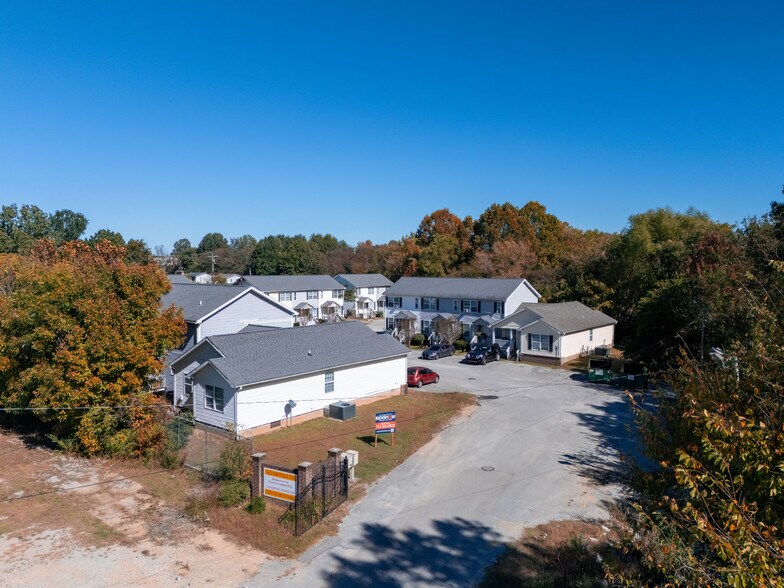 More Photos Of 120 Cloverdale St, Jackson Multifamily For Sale