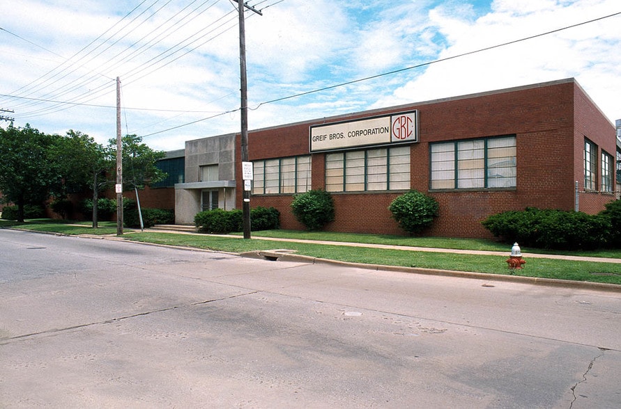 Primary Photo Of 3113 W 110th St, Cleveland Manufacturing For Sale