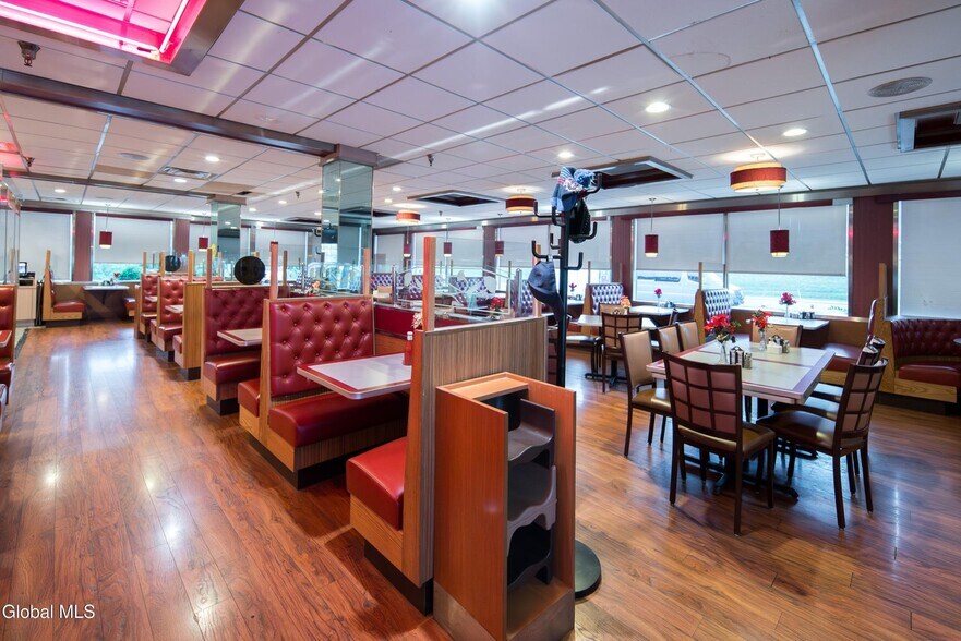 More Photos Of 855 Hoosick St, Troy Restaurant For Sale