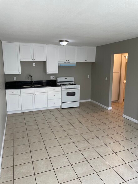 More Photos Of 24238 Postal Ave, Moreno Valley Apartments For Sale