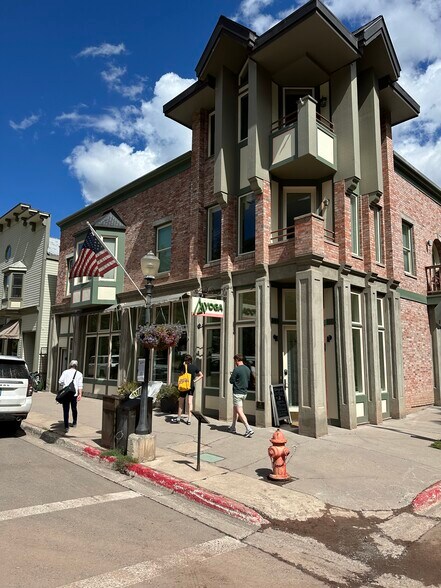 More Photos Of 395 Colorado, Telluride Storefront Retail Office For Lease