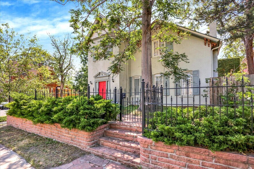 More Photos Of 422 21st St, Denver Office For Sale