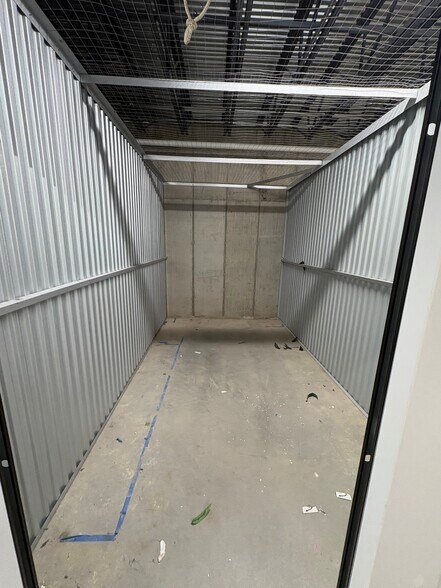 More Photos Of 8100 Sandpiper Cir, Nottingham Medical For Sale