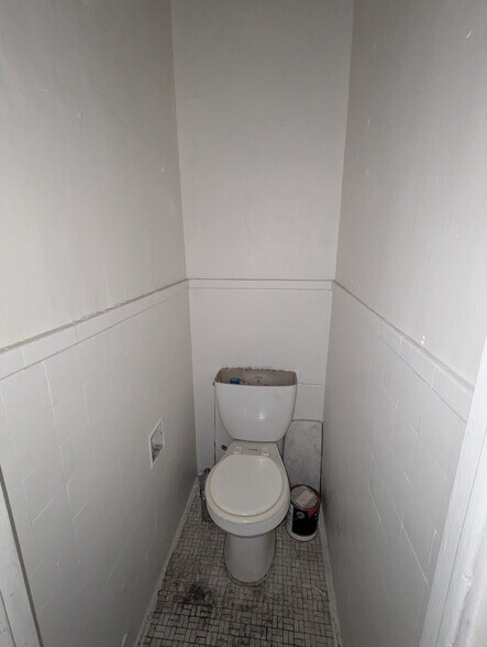 More Photos Of 850 Amsterdam Ave, New York Apartments For Lease