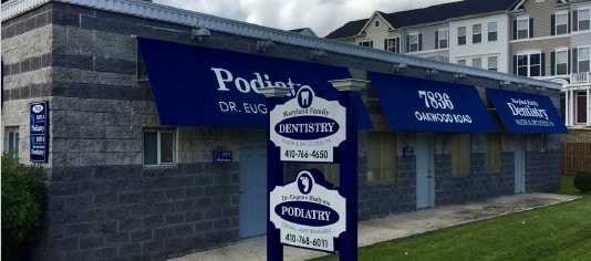 Primary Photo Of 7836 Oakwood Rd, Glen Burnie Office For Sale