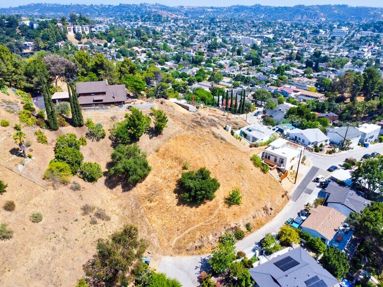 More Photos Of 1938 Phillips Way, Los Angeles Land For Sale