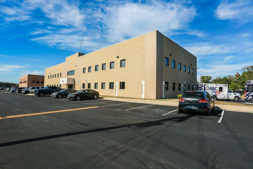 More Photos Of 8886 Rixlew Ln, Manassas Office For Lease