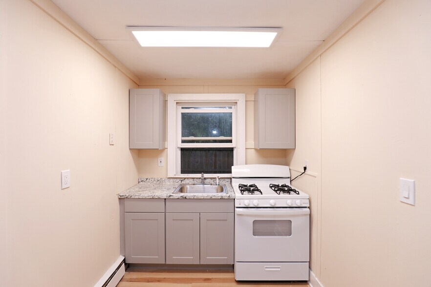 More Photos Of 181 Glenerie Blvd, Saugerties Apartments For Sale