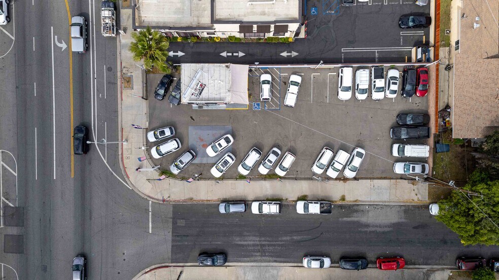 More Photos Of 13632 Van Nuys Blvd, Pacoima Auto Repair For Sale