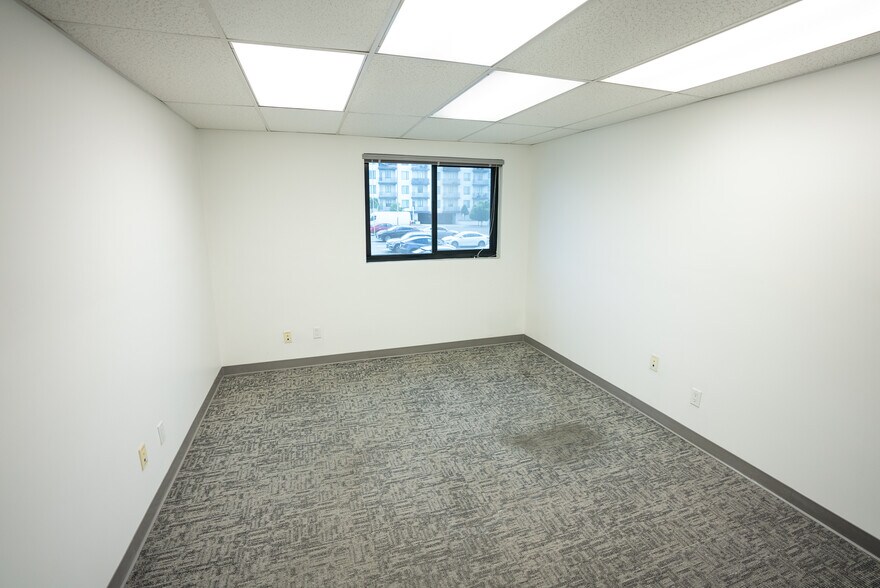 More Photos Of 8814-8816 S Sepulveda Blvd, Los Angeles Loft Creative Space For Lease