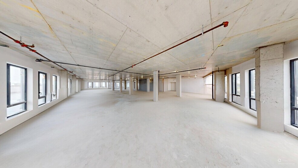 More Photos Of 815 Kings Hwy, Brooklyn Office For Lease