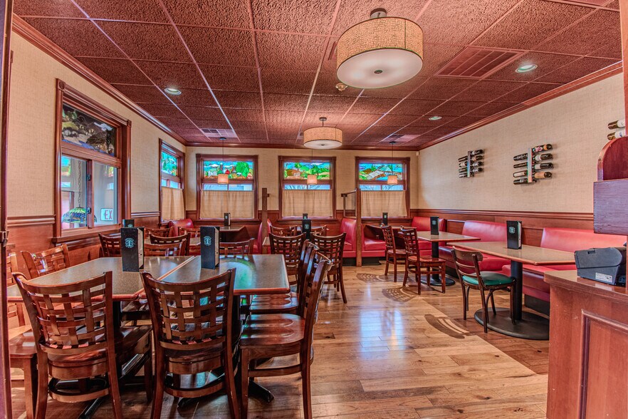 More Photos Of 291 Main St, Eynon Restaurant For Sale