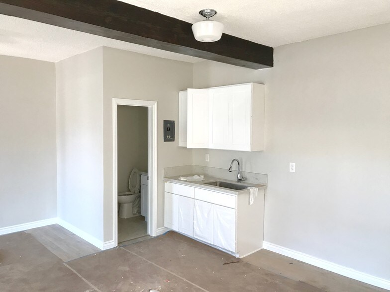 More Photos Of 4104-4108 E 7th St, Long Beach Multifamily For Sale