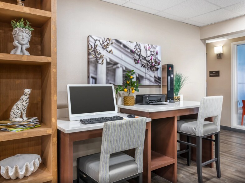 More Photos Of 2370 Sanders Rd, Conway Hotel For Sale