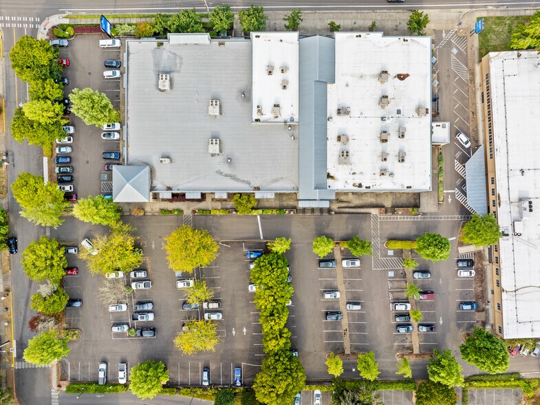 More Photos Of 777 NW 9th St, Corvallis Medical For Sale