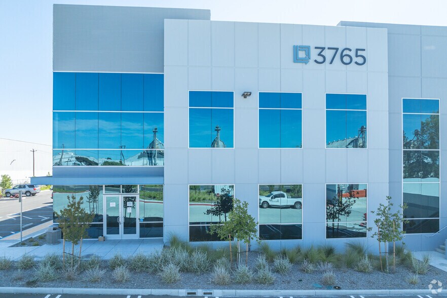 More Photos Of 3771 Channel Dr, West Sacramento Unknown For Lease