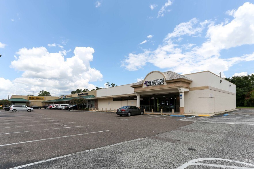 More Photos Of 5501-5541 Roosevelt Blvd, Jacksonville General Retail For Lease
