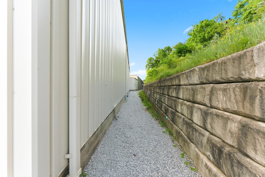 More Photos Of 111 Terence Dr, Pittsburgh Warehouse For Sale
