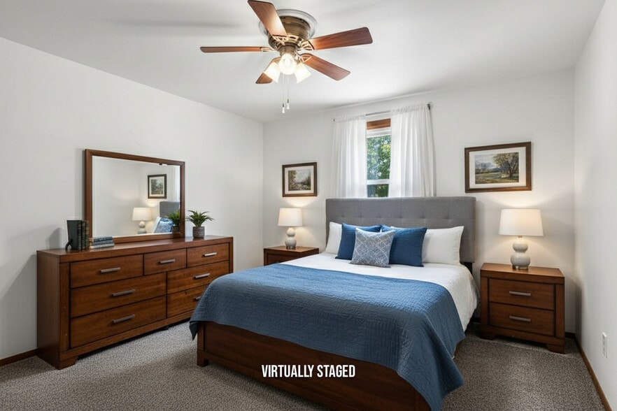 More Photos Of 910 E Cedar Ave, Manitowoc Apartments For Sale