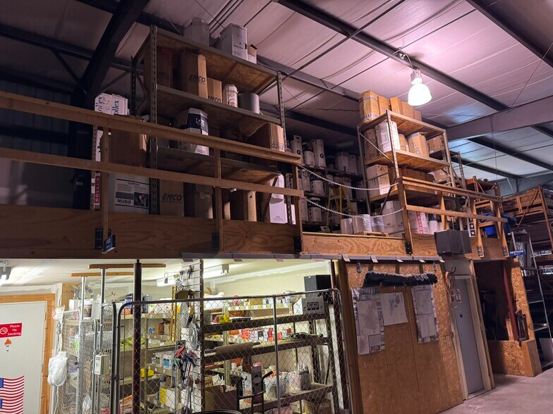 More Photos Of 855 Industrial Dr, Mondovi Distribution For Lease