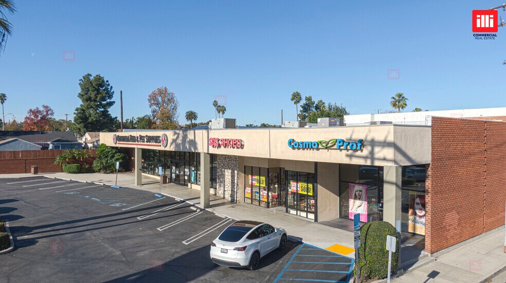 More Photos Of 1419-1439 W Olive Ave, Burbank Freestanding For Lease