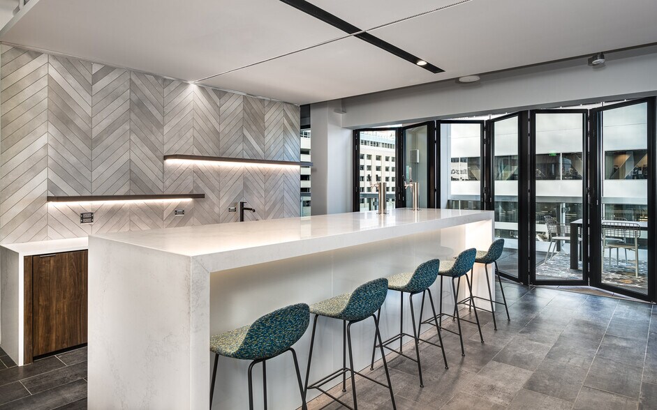 More Photos Of 1099 18th St, Denver Office For Lease