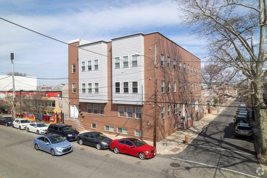 More Photos Of 521 N 34th St, Philadelphia Apartments For Sale