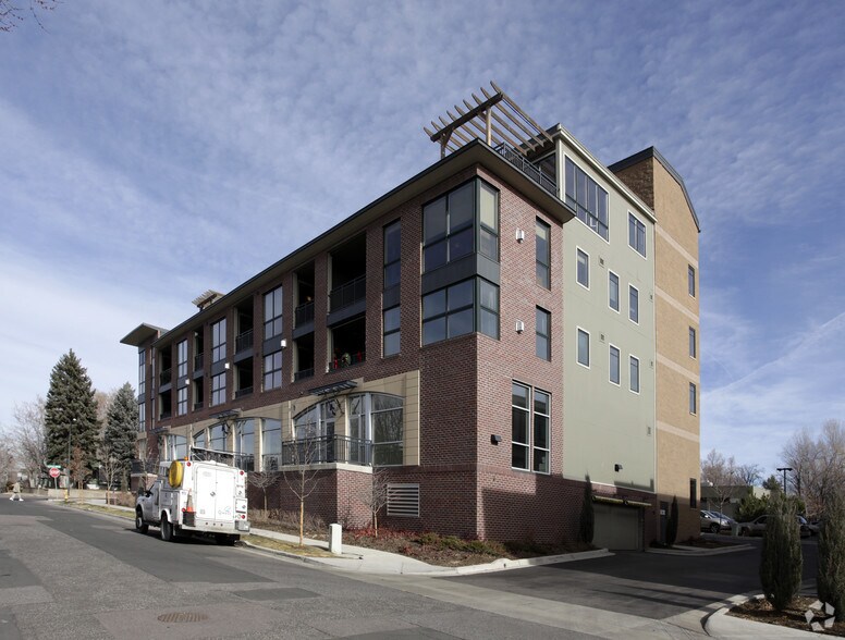 More Photos Of 1950 W Littleton Blvd, Littleton Loft Creative Space For Sale