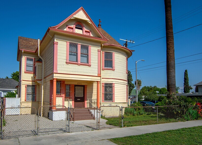 More Photos Of 1703 Toberman St, Los Angeles Apartments For Sale