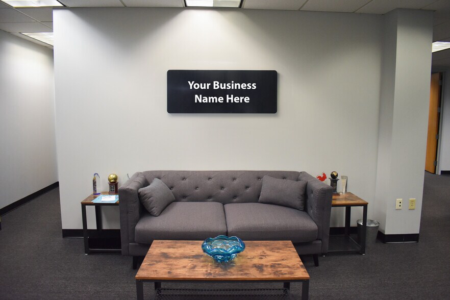 More Photos Of 1000 Cliff Mine Rd, Pittsburgh Office For Lease