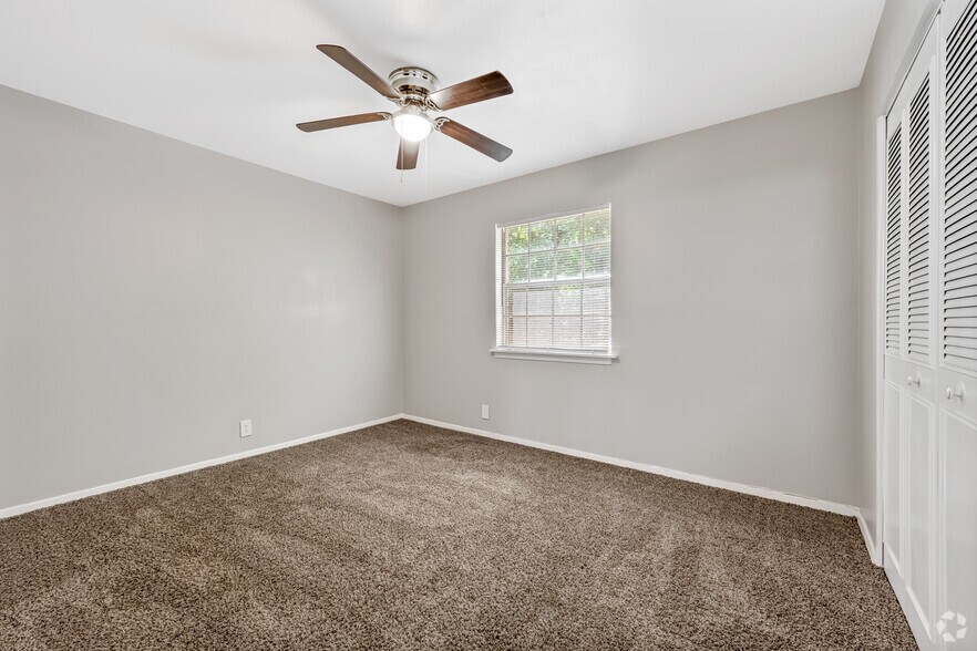 More Photos Of 3409 North St, Nacogdoches Apartments For Sale