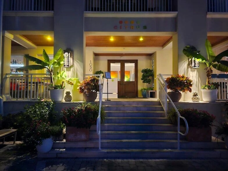 More Photos Of 1050 Easter Lily Ln, Vero Beach Specialty For Sale