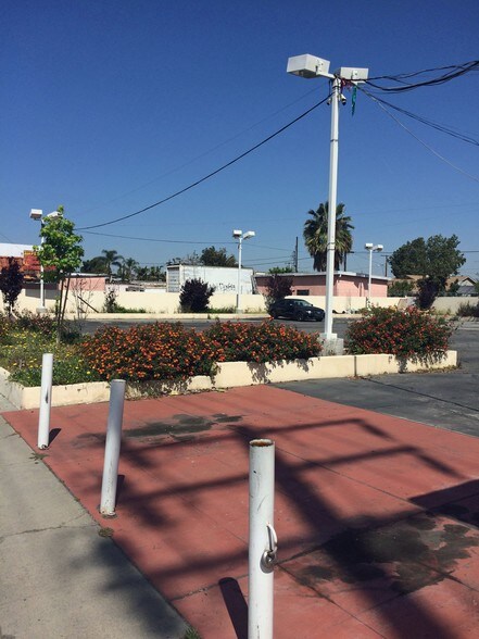 More Photos Of 3743 E Florence Ave, Bell Land For Lease