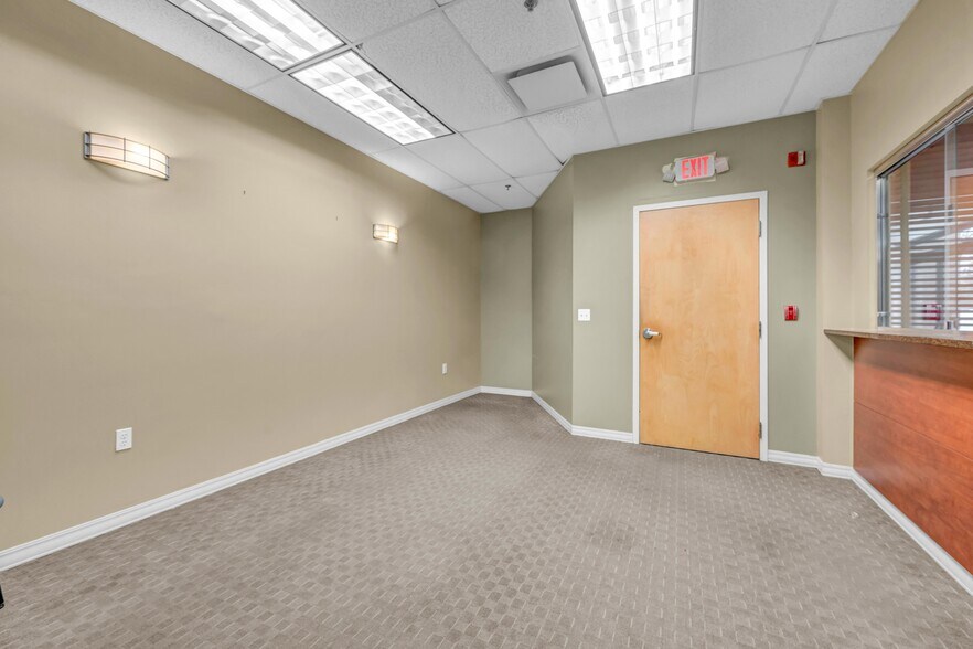 More Photos Of 401 Monroe Tpke, Monroe General Retail For Lease