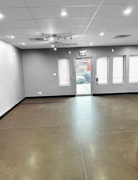 More Photos Of 6507-6511 Bowness Rd NW, Calgary Storefront For Sale