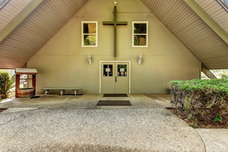 More Photos Of 12582 Squirrel Creek Rd, Grass Valley Religious Facility For Sale