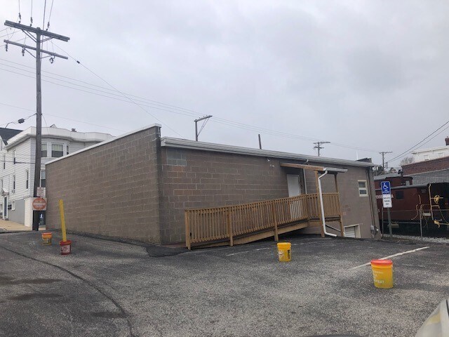 More Photos Of 67 N Main St, Red Lion General Retail For Sale