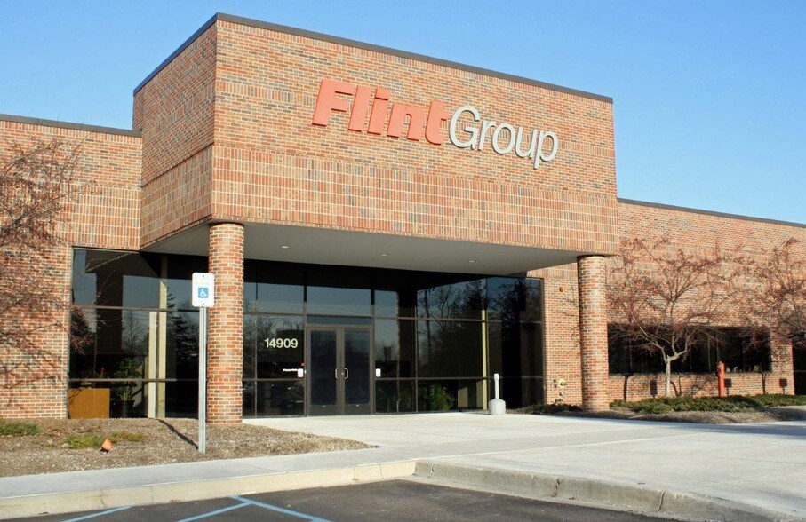 More Photos Of 14909 N Beck Rd, Plymouth Office For Sale