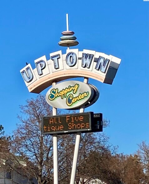 More Photos Of 1356-1358 Jadwin Ave, Richland General Retail For Sale